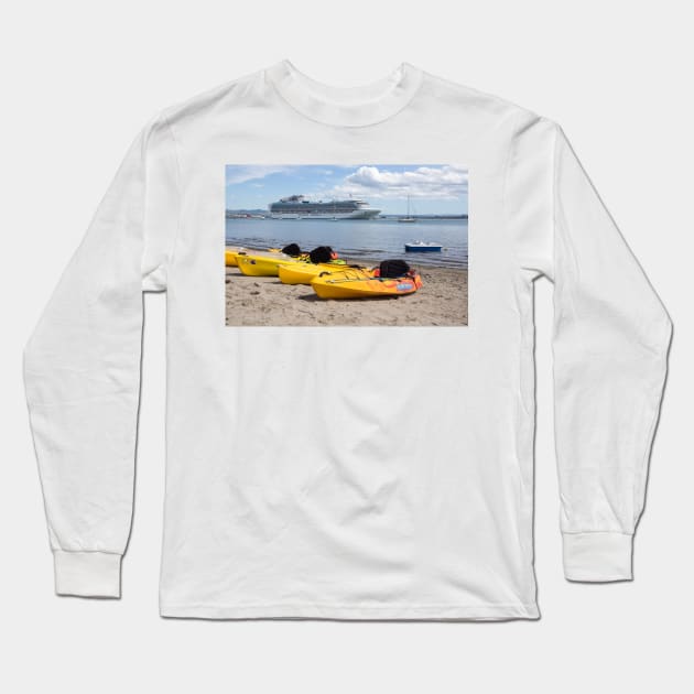 departing port Long Sleeve T-Shirt by sma1050